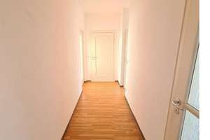 Einziehen und Wohlfühlen in der hellen Zwei-Raum-Wohnung mit Balkon – Cranachstraße 9, 9126 Lutherviertel, Chemnitz – Vorschaubild 3