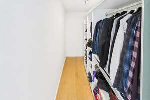 Moderne 2,5-Zimmer-Dachgeschosswohnung mit Stellplatz in Eil – 51145 Eil, Köln – Vorschaubild 9