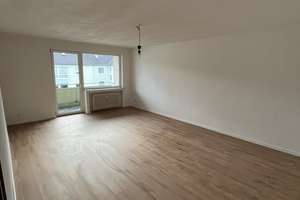 Helle 2-Zimmer-Wohnung mit Balkon in ruhiger Lage – frisch modernisiert und sofort bezugsfrei