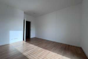 Willkommen in der Europacity: 3 Zimmerwohnung mit Loggia und Einbauküche – Heidestraße 11c, 10557 Moabit, Berlin – Vorschaubild 6