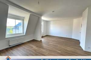 Erstbezug nach Modernisierung: 2 Zimmer Dachgeschoßwohnung im  Inneren Osten von Regensburg – 93059 Ostenviertel, Regensburg – Vorschaubild 7