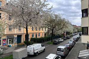Neben der U-Bahn, komplett möbliert, 3-Zimmer-Wohnung - Wohnen auf Zeit in Milbertshofen – Die vollständige Adresse der Immobilie erhältst du vom Anbieter., 80807 Milbertshofen, München – Vorschaubild 35