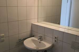 Gepflegte Wohnung mit zwei Zimmern sowie Balkon und EBK in Ulm – Die vollständige Adresse der Immobilie erhältst du vom Anbieter., 89077 Weststadt, Ulm – Vorschaubild 10