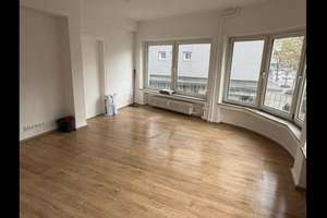 Lebendiges Wohnen in Wuppertal: 2-Zimmer-Wohnung in Oberbarmen