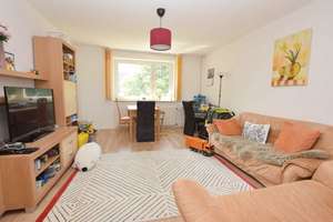 Mit sonnigem Balkon + Blick ins Grüne: Gepflegte, helle 3-Zimmer-Wohnung in WOB-Teichbreite... – Die vollständige Adresse der Immobilie erhältst du vom Anbieter., 38448 Teichbreite, Wolfsburg – Vorschaubild 3
