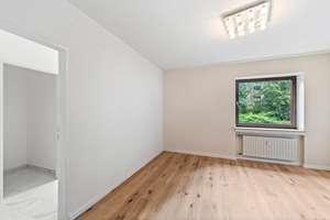 Großzügige 4-Zimmer-Maisonette-Wohnung mit idealer Aufteilung - Terrasse u. Balkon - in idealer Lage – Die vollständige Adresse der Immobilie erhältst du vom Anbieter., 52072 Laurensberg (Statistischer Bezirk), Aachen – Vorschaubild 16