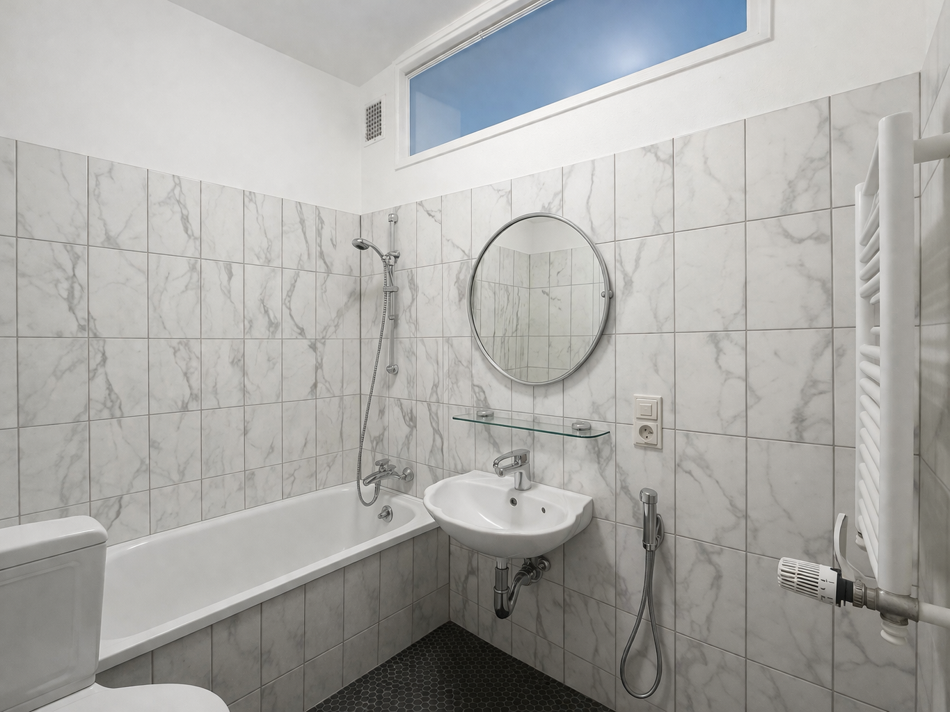 Renovierungsbedürftige 1-Zimmer-Eigentumswohnung unweit vom Savignyplatz, Berlin – Bild 3