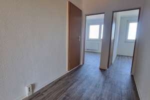 3-Zimmer-Wohnung mit neuem Bad – Garbsener Str. 12, 39218 Schönebeck (Elbe) – Vorschaubild 2