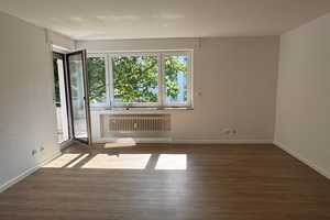 Helle Wohnung mit drei Zimmern und Balkon in Aachen – Aachen – Vorschaubild 3