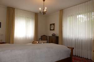 ***Gepflegtes Wohnhaus mit einem großen und schön eingewachsenem Grundstück direkt in Erbach*** – Die vollständige Adresse der Immobilie erhältst du vom Anbieter., 64711 Erbach – Vorschaubild 14