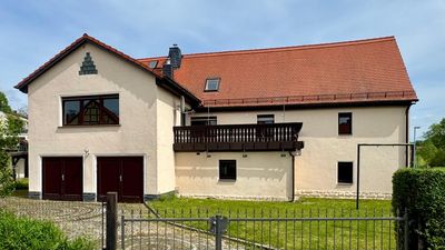 Einfamilienhaus mit Einliegerwohnung in Pölzig