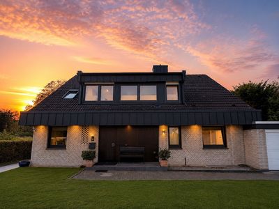 GROSSZÜGIG WOHNUNG IN KREFELDER DYK-LAGE ZU MIETEN!