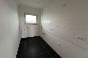 Renovierte helle 2 Zi.-Whng. mit Balkon - weisses Duschbad - Duisburg Rheinhausen – Beethovenstraße 13, 47226 Rheinhausen-Mitte, Duisburg – Vorschaubild 3