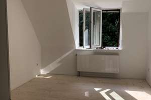 Freundliche, renovierte 4-Zimmer-Dachgeschosswohnung zur Miete in Wuppertal, ohne Balkon – Briller Straße 110, 42105 Elberfeld West, Wuppertal – Vorschaubild 8