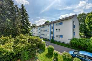 +++ modernisiert - 1.OG mit Süd-Balkon - inklusive Einbauküche - auf Erbbaurecht +++ – Haldenrainstraße 160, 70437 Rot, Stuttgart – Vorschaubild 3