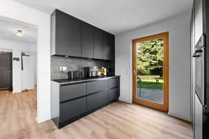 Mediterranes Wohnglück: Stilvolles EFH mit idyllischem Garten und Garage in 79312 Emmendingen – Die vollständige Adresse der Immobilie erhältst du vom Anbieter., 79312 Emmendingen – Vorschaubild 25