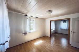 Ruhig und sonnig, renovierungsbedürftig- Toller gr. Garten + 56 qm ausbaubares DG!  + ZUSATZGEBÄUDE – Die vollständige Adresse der Immobilie erhältst du vom Anbieter., 70435 Zuffenhausen-Mitte, Stuttgart – Vorschaubild 7