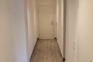 Ansprechende 3-Zimmer-Erdgeschosswohnung mit gehobener Innenausstattung in Wuppertal – Am Kasinogarten 10, 42105 Wuppertal – Vorschaubild 3