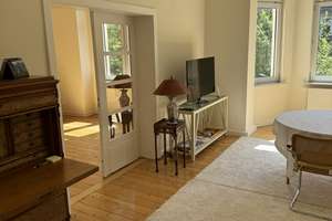Helle und sehr gepflegte 4-Zimmer-Altbauwohnung mit gehobener Ausstattung im Rheingauviertel – Rüdesheimer Straße 29, 65197 Rheingauviertel / Hollerborn, Wiesbaden – Vorschaubild 2