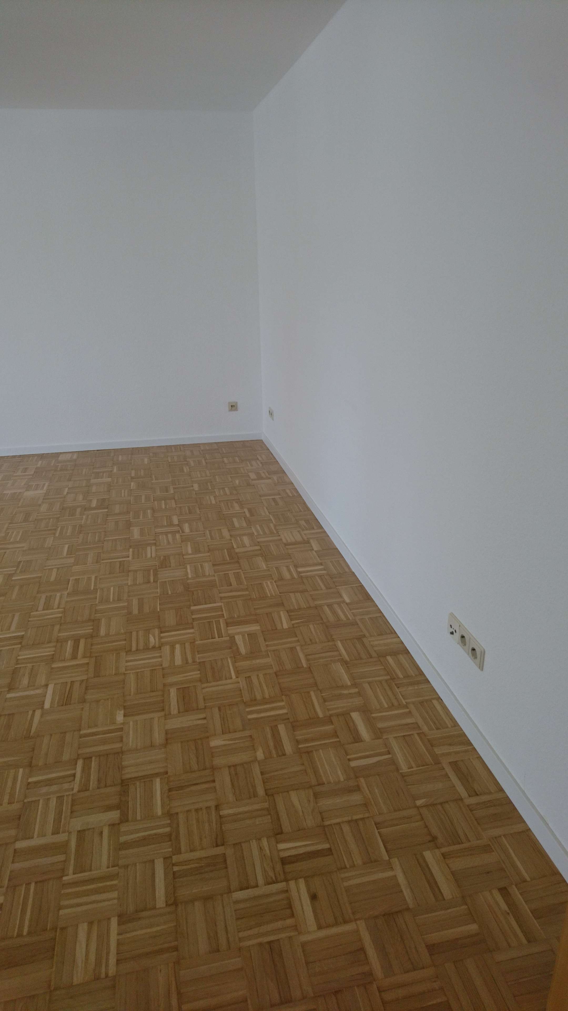 Immobilie in Bönnigheim - flotte 2-Zimmer-Wohnung im Herzen von Bönnigheim - Bild 0