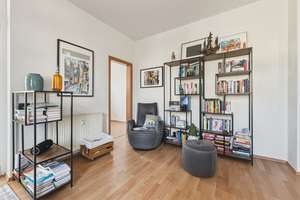 2,5-Raum-Wohnung mit Balkon, Stellplatz und 4,5% Bruttomietrendite in Dresden-Großzschachwitz! – Bahnhofstraße 38, 1259 Großzschachwitz, Dresden – Vorschaubild 4