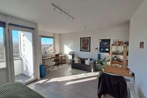 Wohnung über den Dächern von Köln-Weiden, ideal für SPOHO bzw. UNI