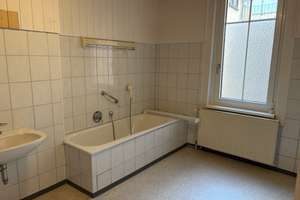 Zuhause mit 6 Zimmern und viel Platz in Saalfeld Innenstadt – Brudergasse 7, 7318 Saalfeld/Saale – Vorschaubild 2
