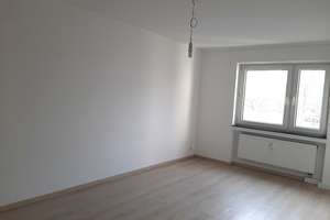 Geräumige 2-Zimmerwohnung mit Balkon in Karlsruhe-Mühlburg/Nähe Siemens (Rheinstraße)! – Die vollständige Adresse der Immobilie erhältst du vom Anbieter., 76185 Mühlburg, Karlsruhe – Vorschaubild 4