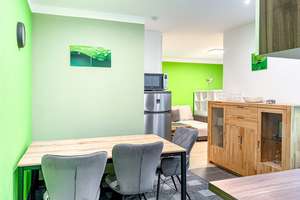 Property thumbnail 8