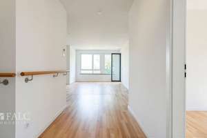 Traumhafter Weitblick – Hochwertige 3-Zimmer-Wohnung mit  Balkon, Aufzug & Garagenstellplatz – 60435 Berkersheim, Frankfurt am Main – Vorschaubild 9