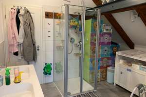 Helle 3-Zimmer-Dachgeschosswohnung mit Balkon und Einbauküche in Tannheim – Hauptstrasse 15, 88459 Tannheim – Vorschaubild 6
