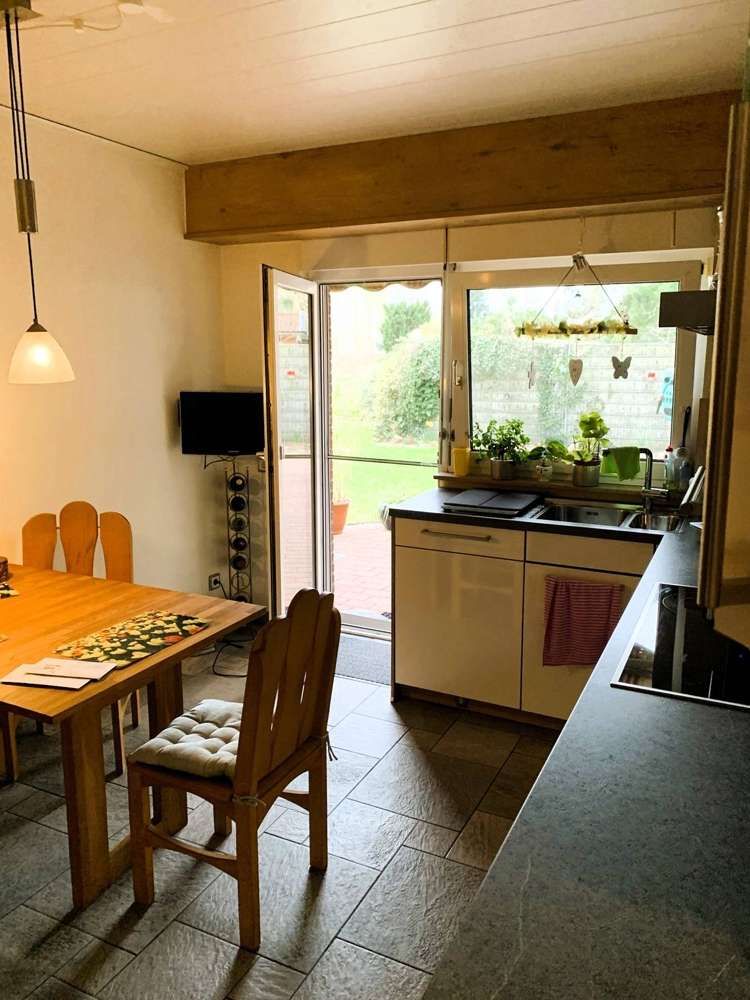 Immobilie in Elsfleth - Großes Einfamilienhaus mit Einliegerwohnung - Bild 3