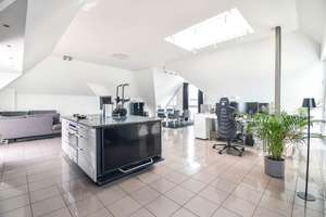 Wohnen mit Charakter. Außergewöhnliche Dachgeschosswohnung mit Kamin, Sauna und Dachterrasse. 123m². – Die vollständige Adresse der Immobilie erhältst du vom Anbieter., 41061 Gladbach, Mönchengladbach – Vorschaubild 11