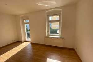 Wunderschöne 2-EG-Raum-Wohnung mit Balkon – Rosmarinstraße 13, 9117 Chemnitz – Vorschaubild 1