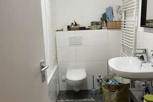 Nachmieter gesucht: 2 Zimmer Wohnung mit Balkon in Wiesbaden (keine Tiere, keine Kinder) – Eltvillerstraße 15, 65197 Rheingauviertel / Hollerborn, Wiesbaden – Vorschaubild 4