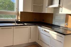 Df.-Golzheim (Nähe Rheinufer/Yachthafen): Hochwertige 4 1/2 -Raum Wohnung mit herrlichem Parkblick – Die vollständige Adresse der Immobilie erhältst du vom Anbieter., 40474 Golzheim, Düsseldorf – Vorschaubild 8