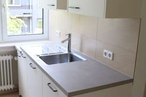 **HOCHWERTIG ENERGETISCH SANIERT** 5-Zi.-RMH | 1A-TOP-Zustand - NEU RENOVIERT | NEUE EBK | frei – Dietrich-Bonhoeffer-Straße 18, 73732 Sankt Bernhardt, Esslingen am Neckar – Vorschaubild 10