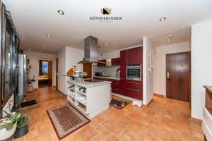 Modernisierte 4-Zimmer-Wohnung mit Panoramablick von 3 Balkonen – Die vollständige Adresse der Immobilie erhältst du vom Anbieter., 70378 Neugereut, Stuttgart – Vorschaubild 2