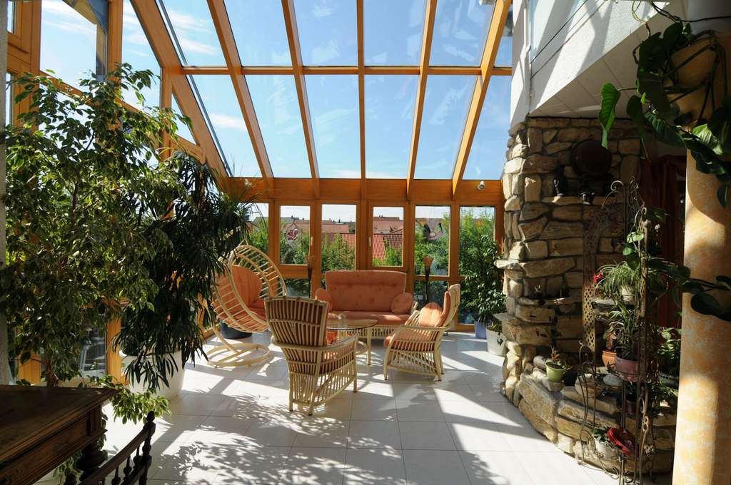 Immobilie in Bondorf - Einfamilienhaus plus großem Untergeschoss nutzbar als Einliegerwohnung oder Büroräumlichkeiten - Bild 3