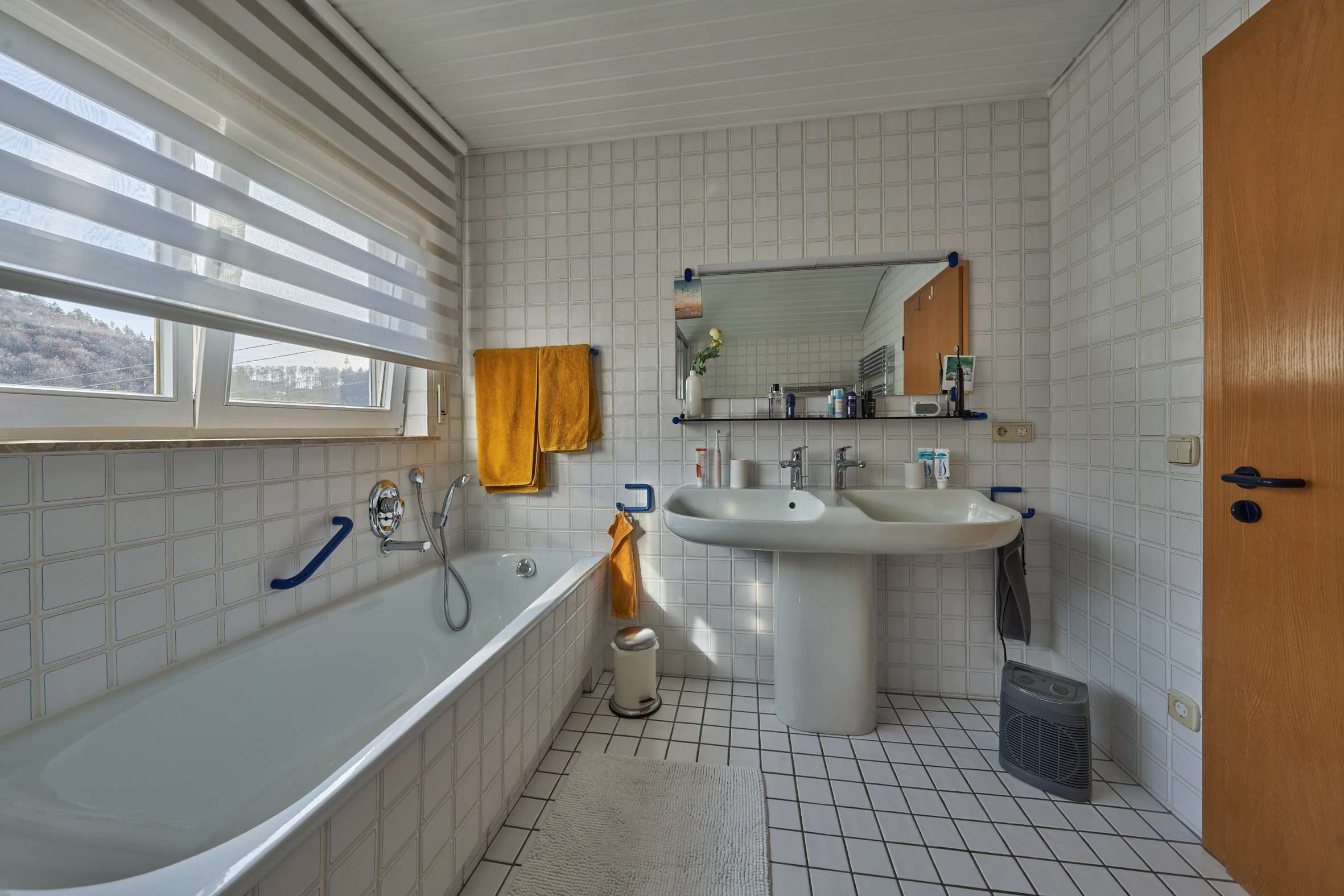 Immobilie in Hettingen - Wunderschönes Haus in Aussichtslage!  - Bild 1