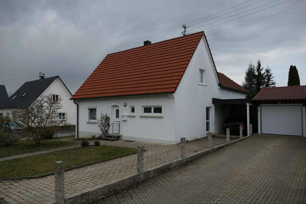 Immobilie in Spaichingen - Charmantes Einfamilienhaus mit großzügigem Grundstück in Spaichingen - Bild 0