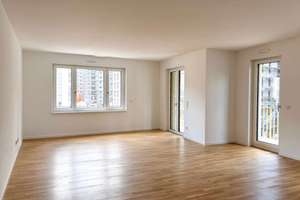 Großzügige 4-Zimmer-Wohnung mit Balkon und viel Platz für die Familie – Die vollständige Adresse der Immobilie erhältst du vom Anbieter., 60486 Bockenheim, Frankfurt am Main – Vorschaubild 2