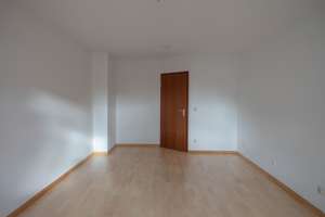 Provisionsfrei und mit neuer EBK: Helle, geräumige 2-Zimmer-Dachgeschosswohnung – 91056 Heiligenloh, Erlangen – Vorschaubild 17