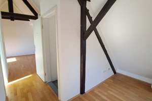 Stilvoll wohnen: Saniertes 2-Zimmer-Apartment in Essen-Frohnhausen – Berliner Strasse 40, 45145 Frohnhausen, Essen – Vorschaubild 2