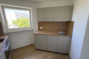 Sehr Zentrale frisch sanierte 2. Zi. Wohnung in Forstenried – Leonistraße 12, 81476 Forstenried, München – Vorschaubild 8
