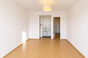 Schönes Apartment im Herzen von HH-Winterhude! – Die vollständige Adresse der Immobilie erhältst du vom Anbieter., 22299 Winterhude, Hamburg – Vorschaubild 3