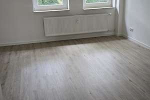 Modernisierte 3-Zimmer-Wohnung mit Blick auf die Helbingwiese in zentraler Lage – Helbingstraße 68-70, 45128 Südviertel, Essen – Vorschaubild 8