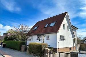 Modernisierter Altbau mit Anbau in guter Lage von Bremerhaven!  – Die vollständige Adresse der Immobilie erhältst du vom Anbieter., 27570 Geestemünde, Bremerhaven – Vorschaubild 2