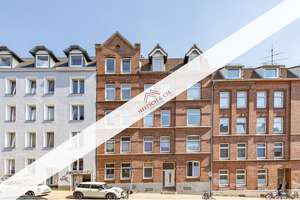 Frei & voller Potenzial: Freie 2-Zimmer-Altbauwohnung aus 1920!