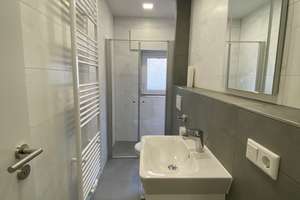 DOWNTOWN-FRANKFURT:  2 - Zimmer Wohnung direkt am Dom Römer !!! – 60311 Altstadt, Frankfurt am Main – Vorschaubild 5